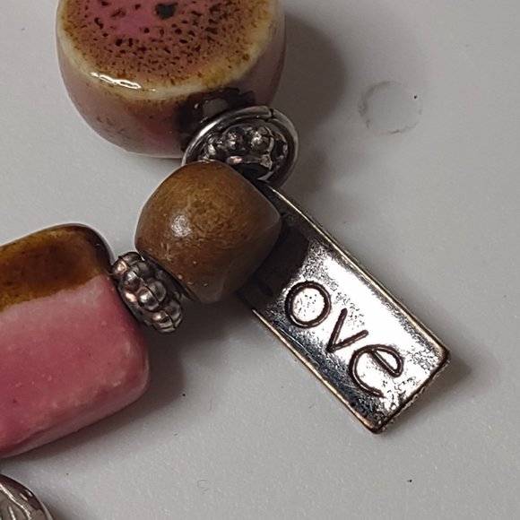 Very Awesome Pink And Silver Tone Beaded Stretch Watch - Picture 4 of 12